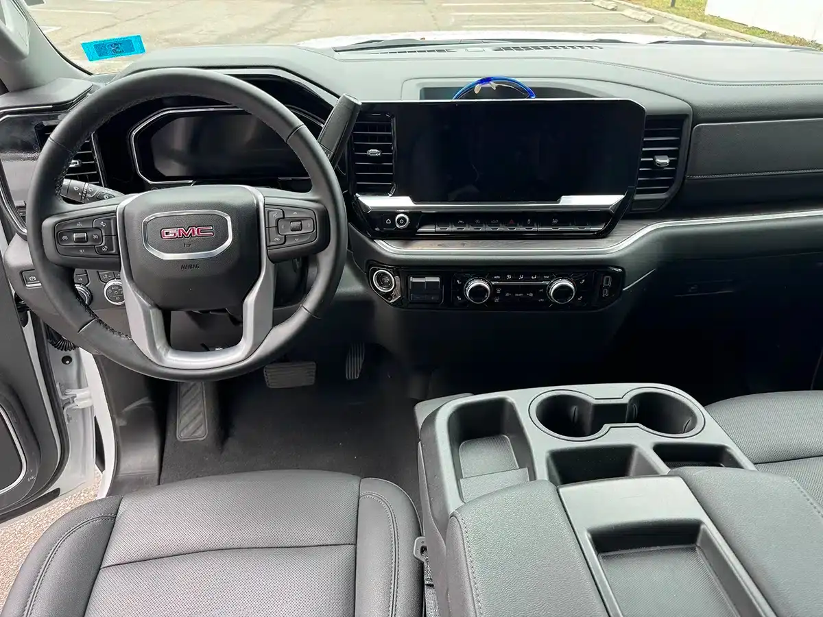 2026 GMC Sierra 1500 Front Seat Interior