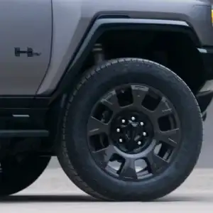 2026 GMC HUMMER EV Pickup front tires