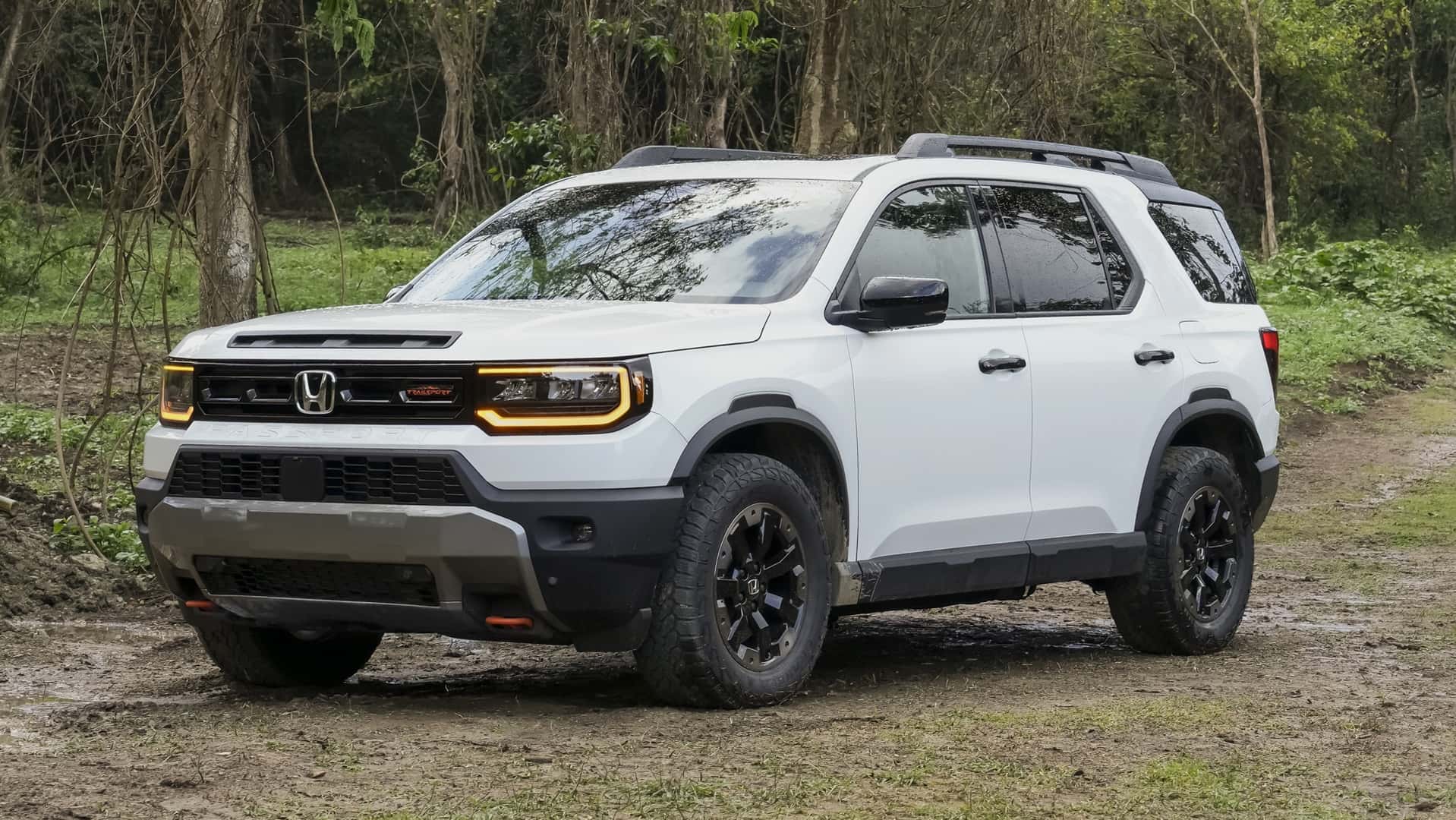 2026 Honda Passport TrailSport Elite Front View