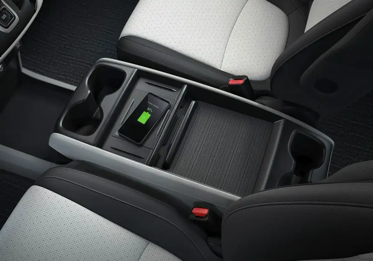 Honda Odyssey wireless charging pad
