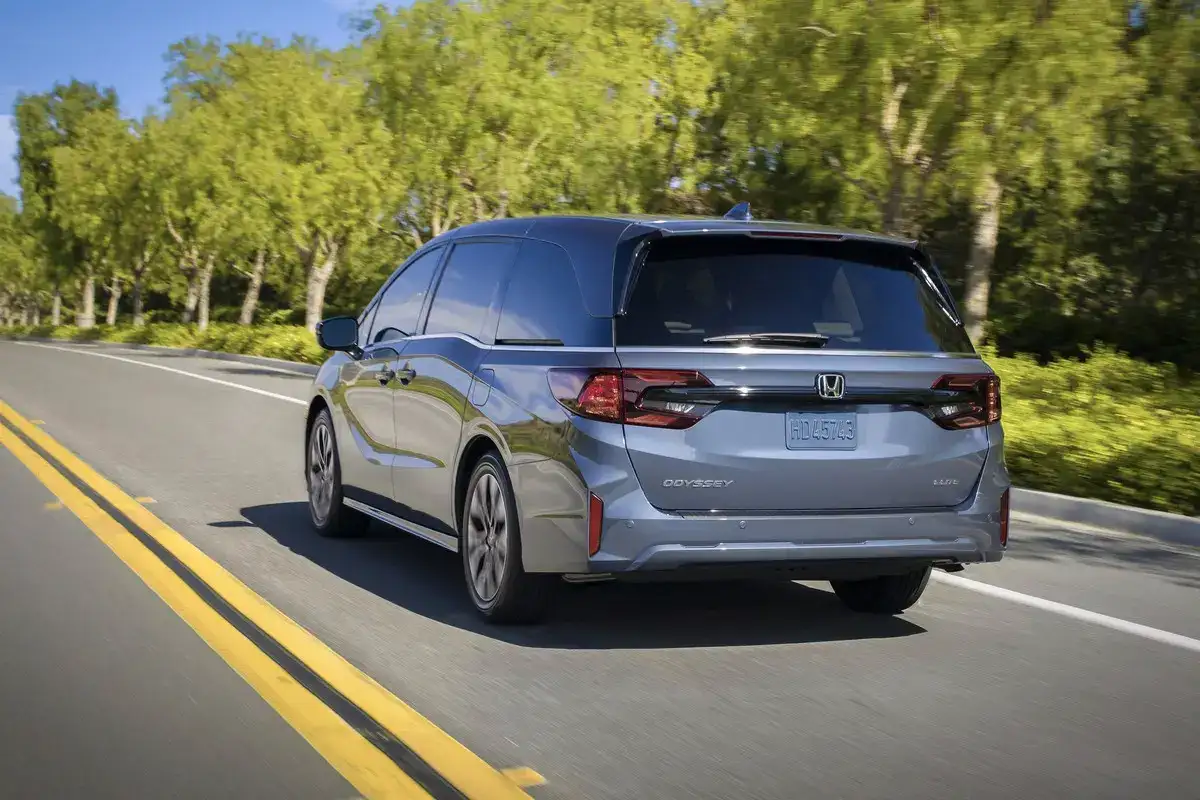 View from the rear of the Honda Odyssey driving