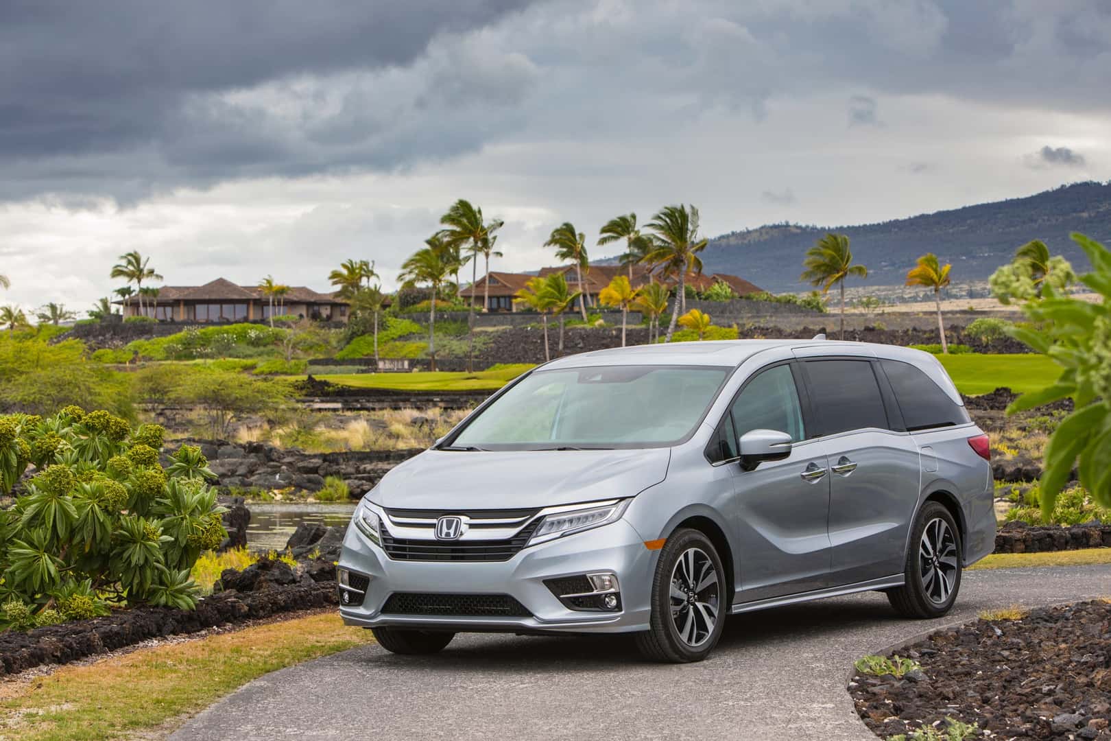 2018 Honda Odyssey Front Driver Side View