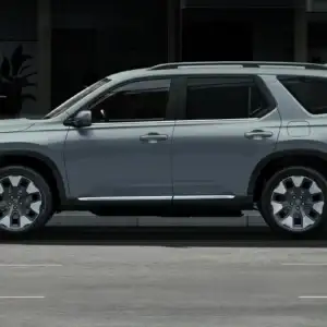 2026 Honda Pilot Elite Sonic Gray Pearl in a city