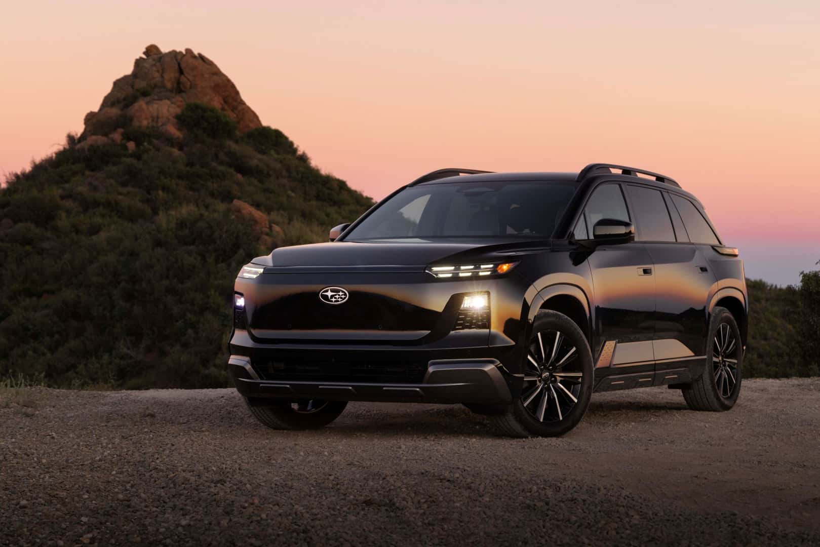 The Stellar And Spectacular New And Upcoming 2027 Subaru Getaway, Suavely Parked On The Cliff As Dusk Arrives