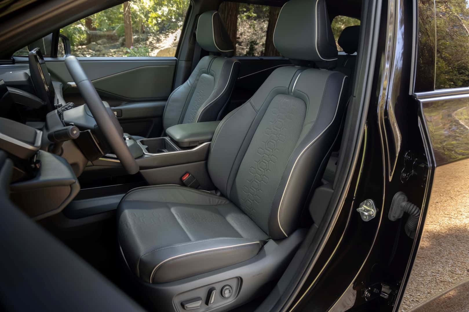 The Proper And Comfortable Front Seats Of The Competent 2027 Subaru Getaway