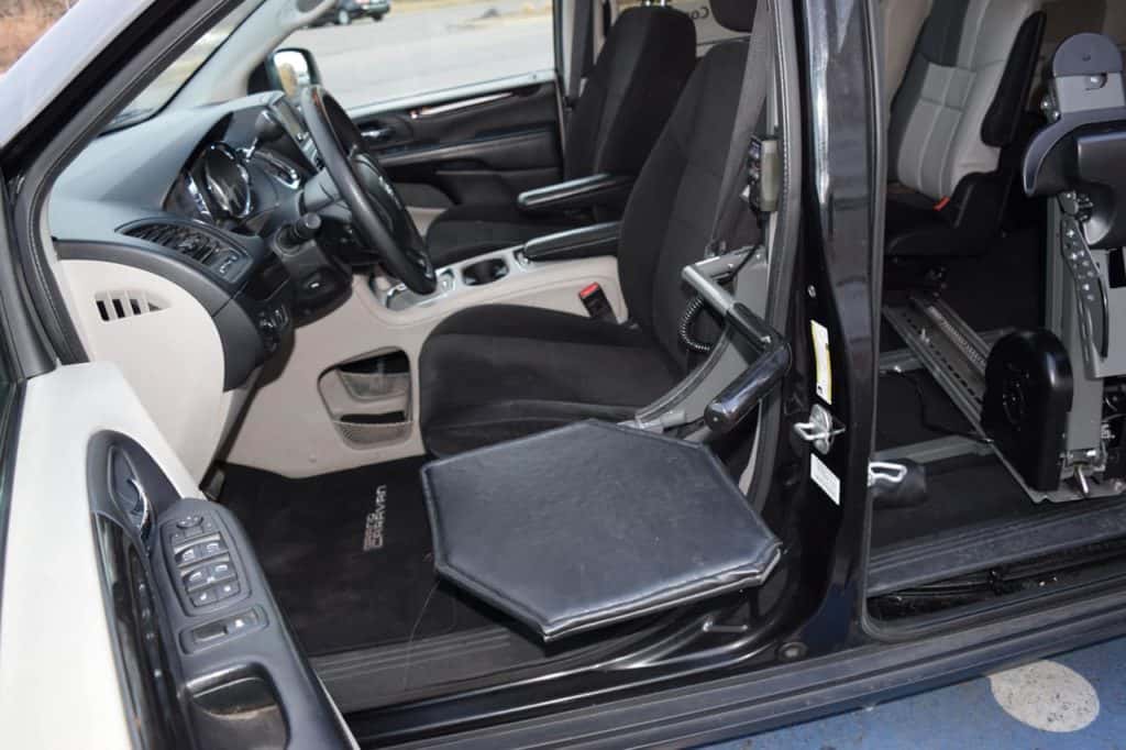 Demo adaptive equipment van driver lift down