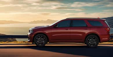 AVAILABLE ALL-WHEEL-DRIVE (AWD) SYSTEM