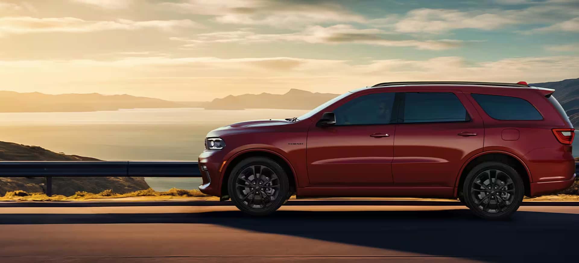 AVAILABLE ALL-WHEEL-DRIVE (AWD) SYSTEM