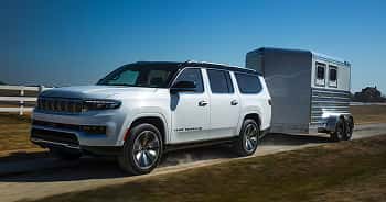 Best-in-Class Maximum Towing Capacity of Up To 9,800 Pounds