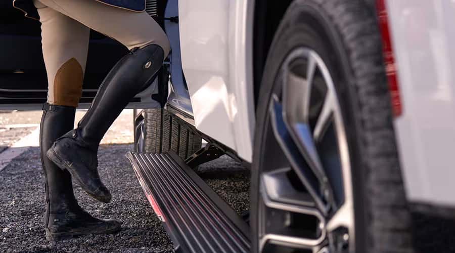 Power Retractable Running Boards