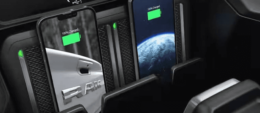 RAM 1500 OFFERS CLASS-EXCLUSIVE AVAILABLE DUAL WIRELESS CHARGING PADS