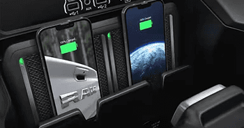 RAM 1500 OFFERS CLASS-EXCLUSIVE AVAILABLE DUAL WIRELESS CHARGING PADS