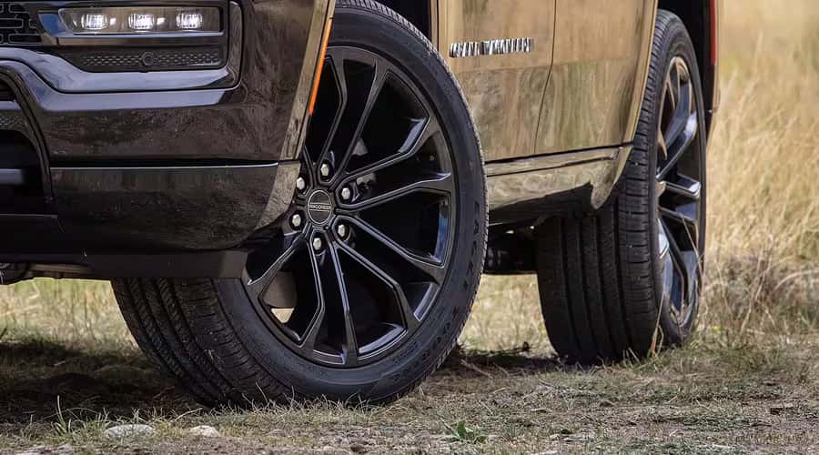 Stunning 22-Inch Wheels