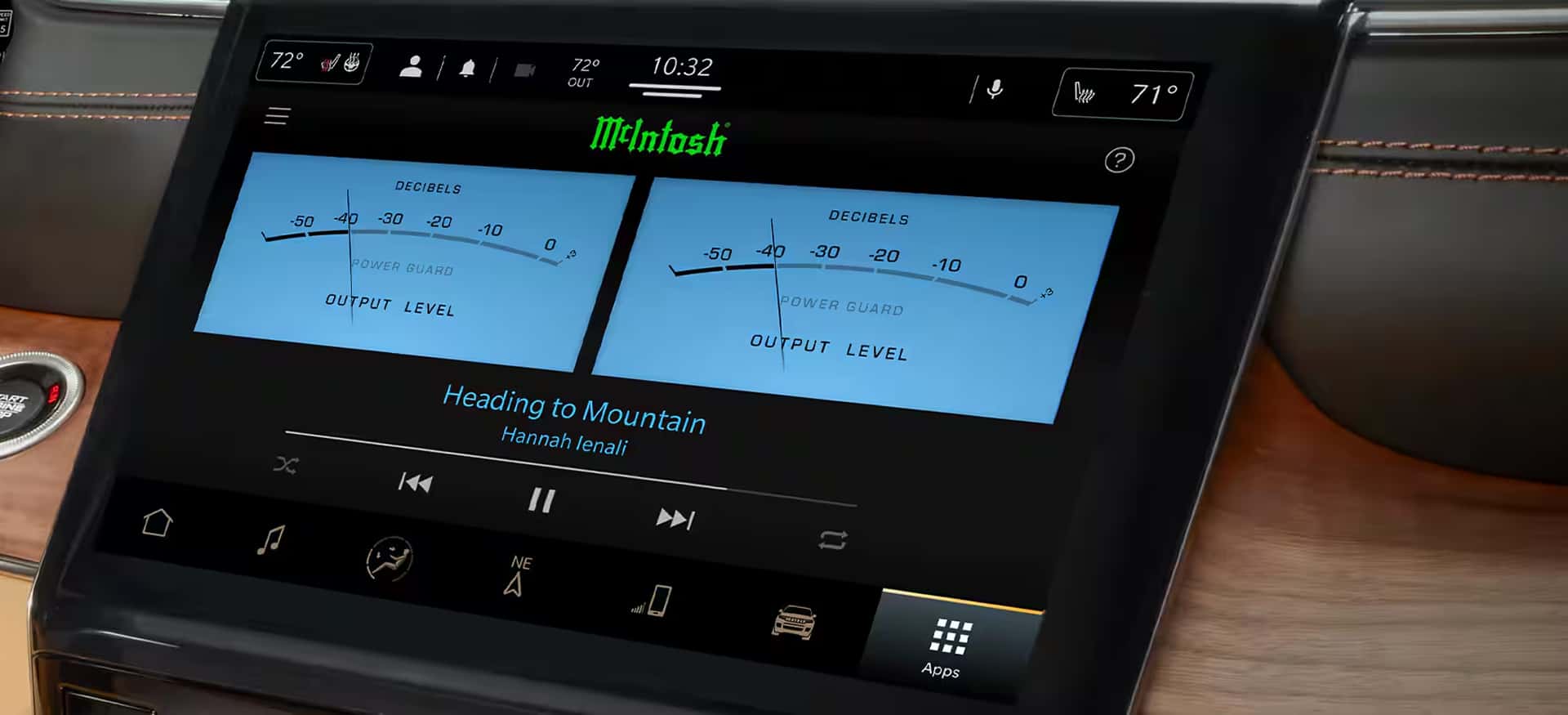 PREMIUM MCINTOSH® ENTERTAINMENT SYSTEM WITH 19 SPEAKERS