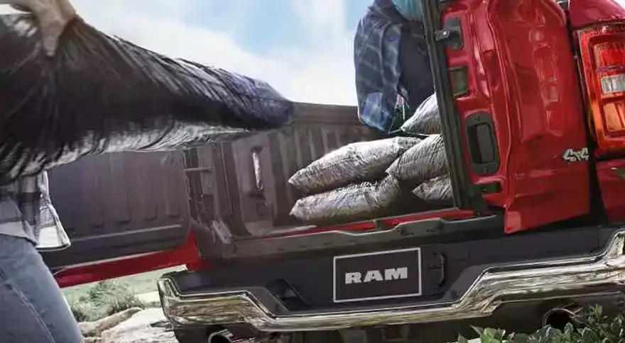 Multifunction tailgate