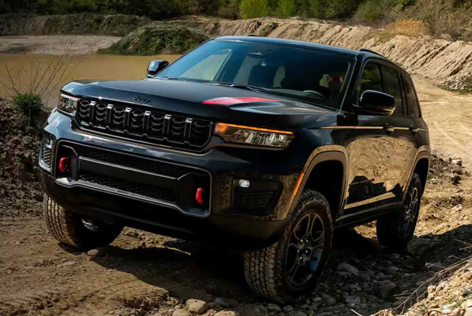 2027 Jeep Grand Cherokee Hurricane vs V6