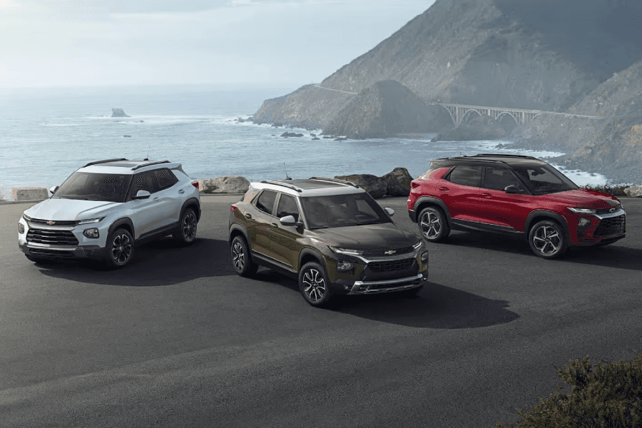 Chevy SUVs side by side