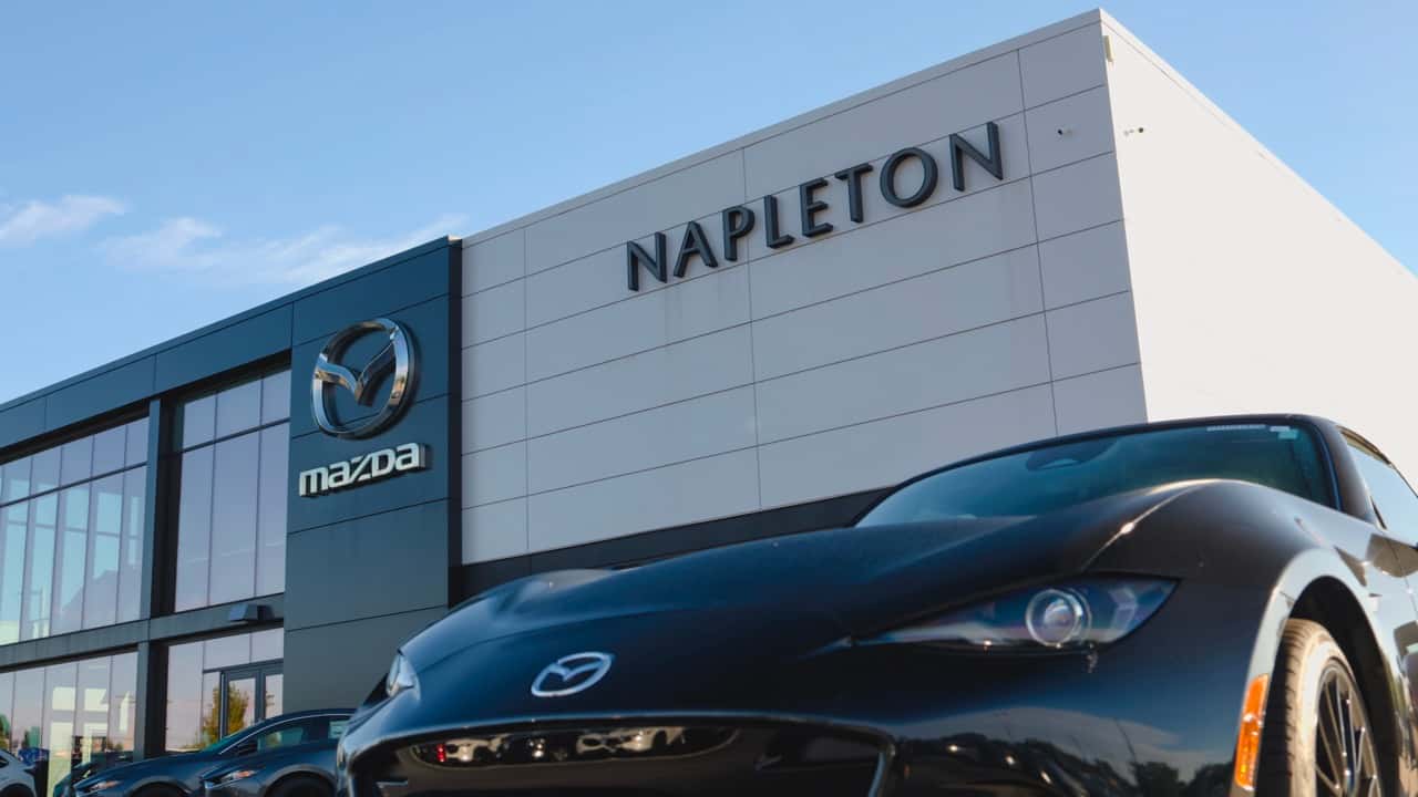 Lease Return Center at Napleton's Schaumburg Mazda