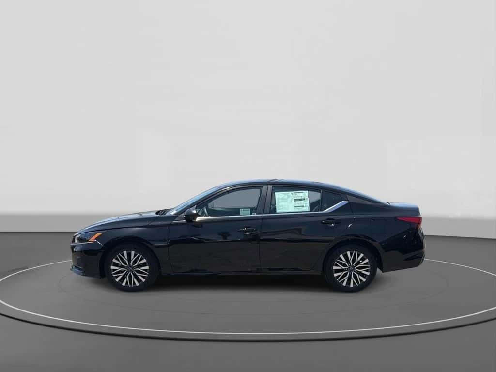 2026 Nissan Altima Exterior
