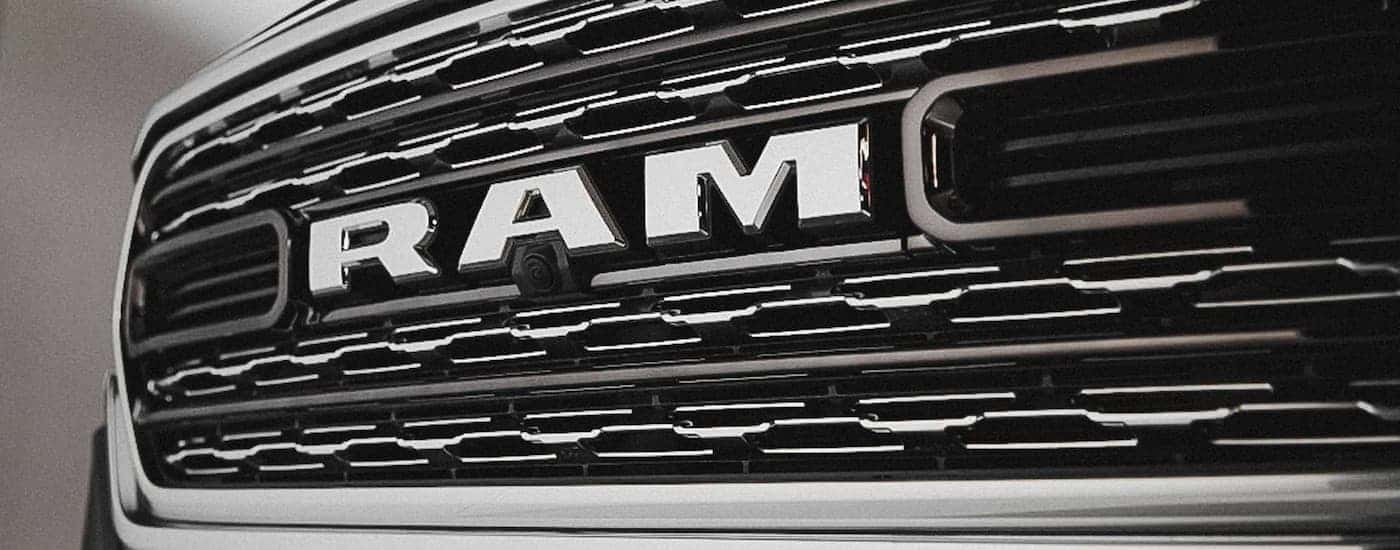 Silver grille on a 2022 Ram 1500.
