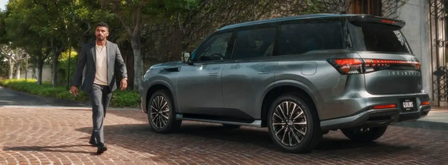 2027 INFINITI qx80 hero