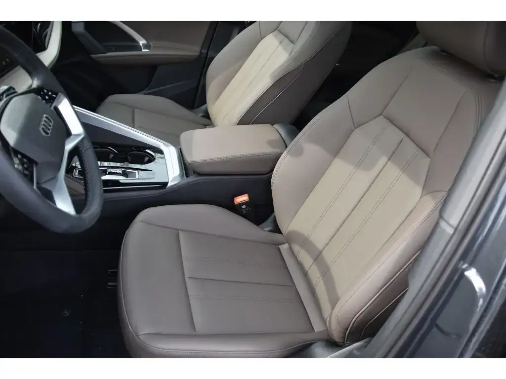 2026 Audi Q5 Interior