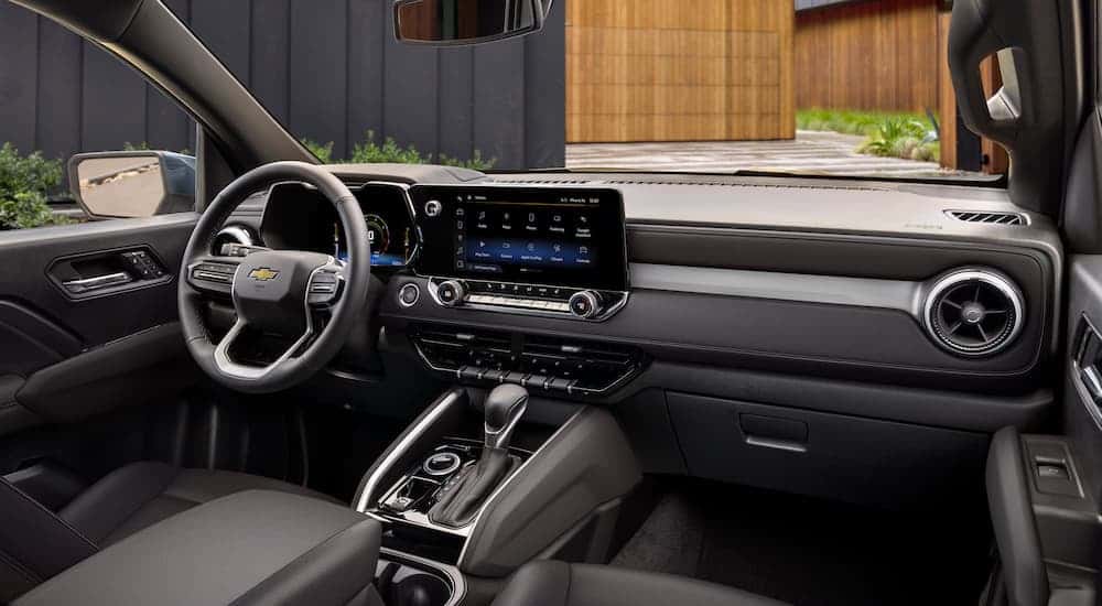 The interior and dashboard of a 2024 Chevy Colorado LT, one of many Chevy trucks for sale near Houston.