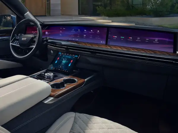 2025 Cadillac Escalade 55-Inch Display