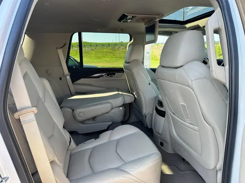Used Escalade Interior