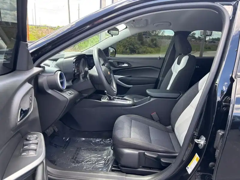 Used Chevy Trax interior