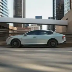 2026 Kia K4 Side View on the Move