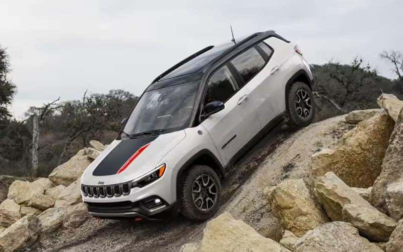 2025JeepCompass-exterior-01