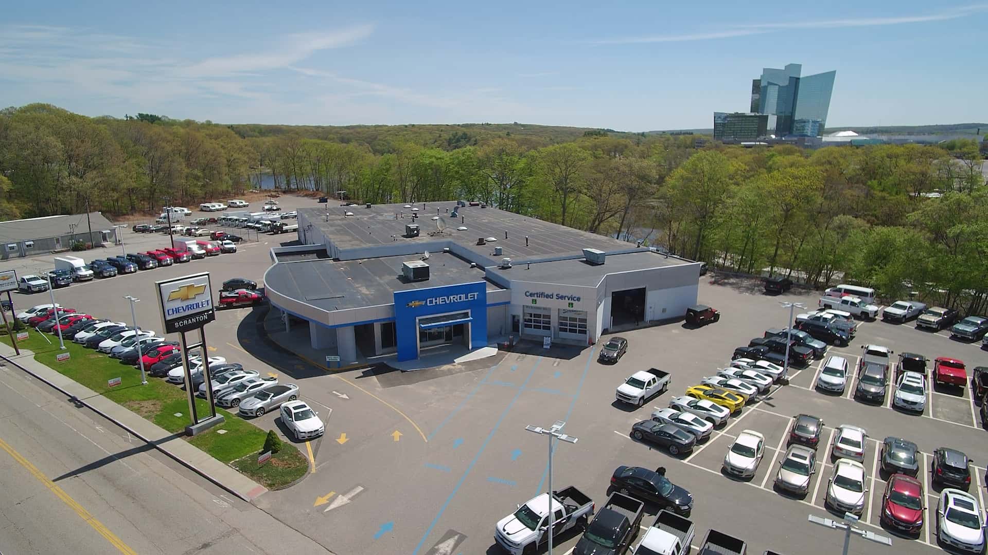 drone picture of Scranton Chevrolet which services for Mohegan employyes
