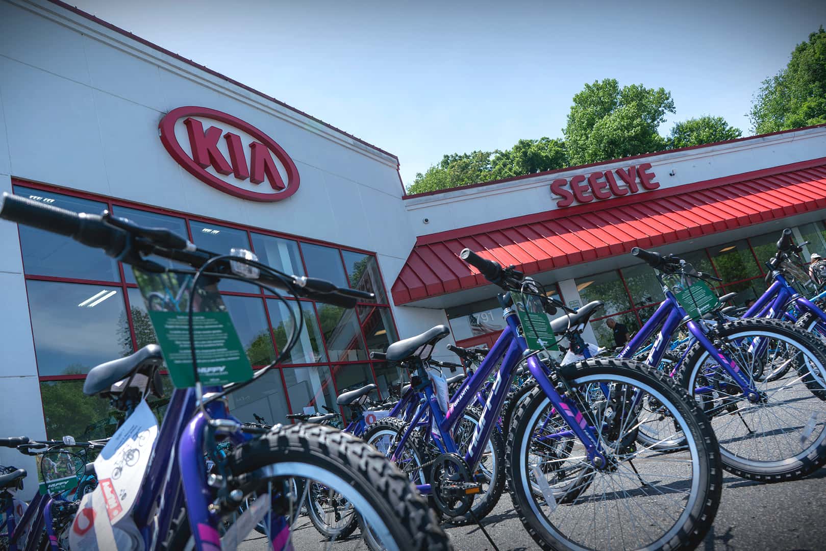 Seelye Kia Bobby Holley Free Bikes