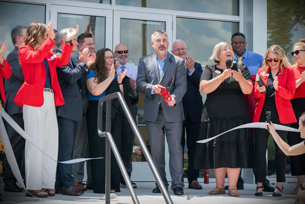 Seelye Kia Battle Creek Opening Ribbon Cutting with Battle Creek Chamber of Commerce