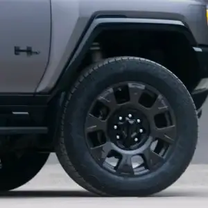 2026 GMC Hummer EV SUV Front Passenger Side Wheel