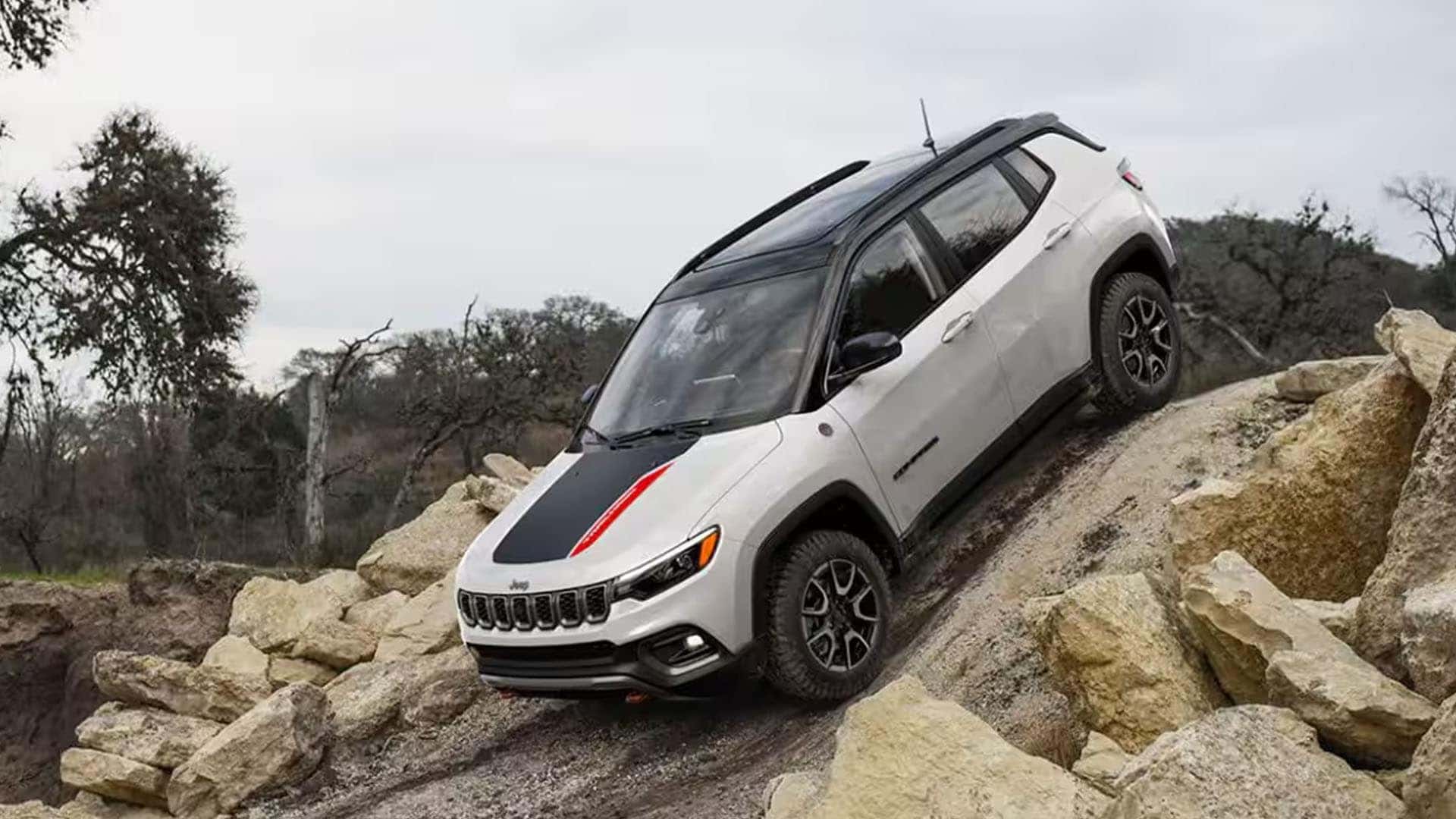 2025 Jeep Compass off-road equipment