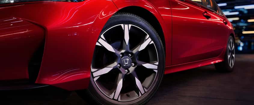 18-Inch Alloy Wheels