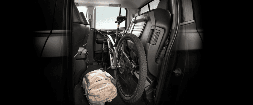 60/40 Split Lift-Up Rear Seat