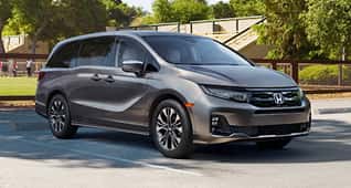 MINIVANS & TRUCKS