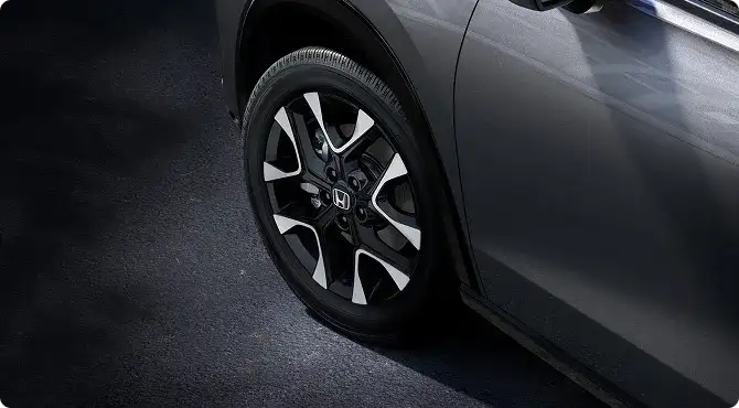 18-Inch Alloy Wheels