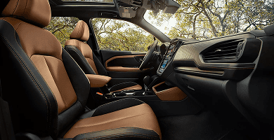 Flexible Interiors with High-Tech Convenience