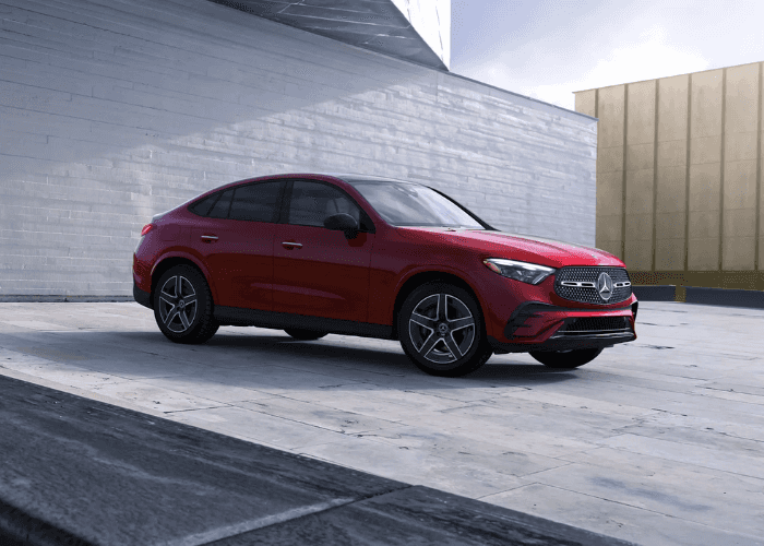 mercedes-dealer-near-valley-stream--NY---New-Vehicles
