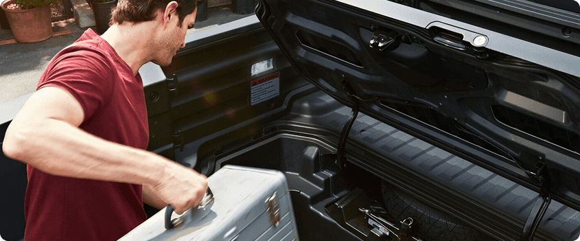 Lockable In-Bed Trunk