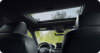 One-Touch Power Moonroof