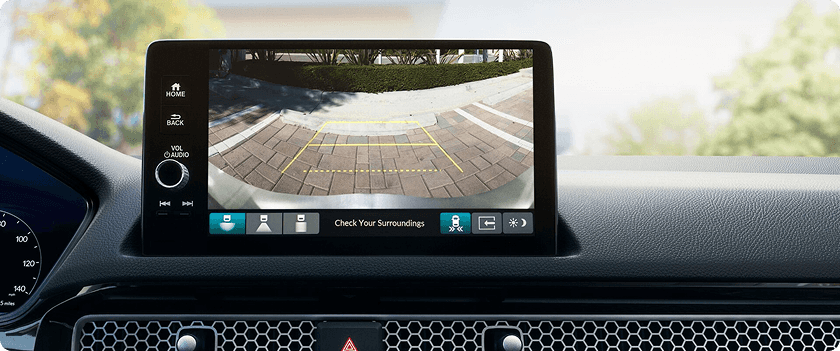 Rearview Camera with Dynamic Guidelines