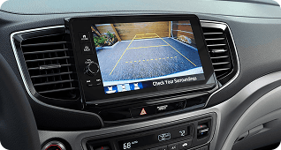 Rearview Camera with Dynamic Guidelines