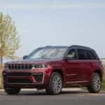 Jeep Grand Cherokee Summit Exterior Front Angle