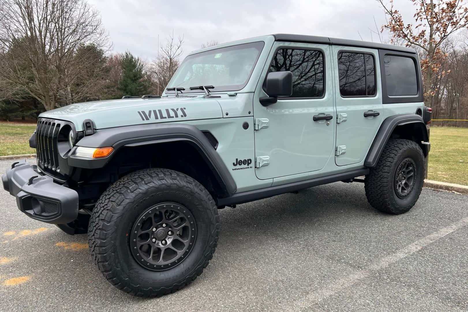 2026 Jeep Wrangler 4 Door Side View