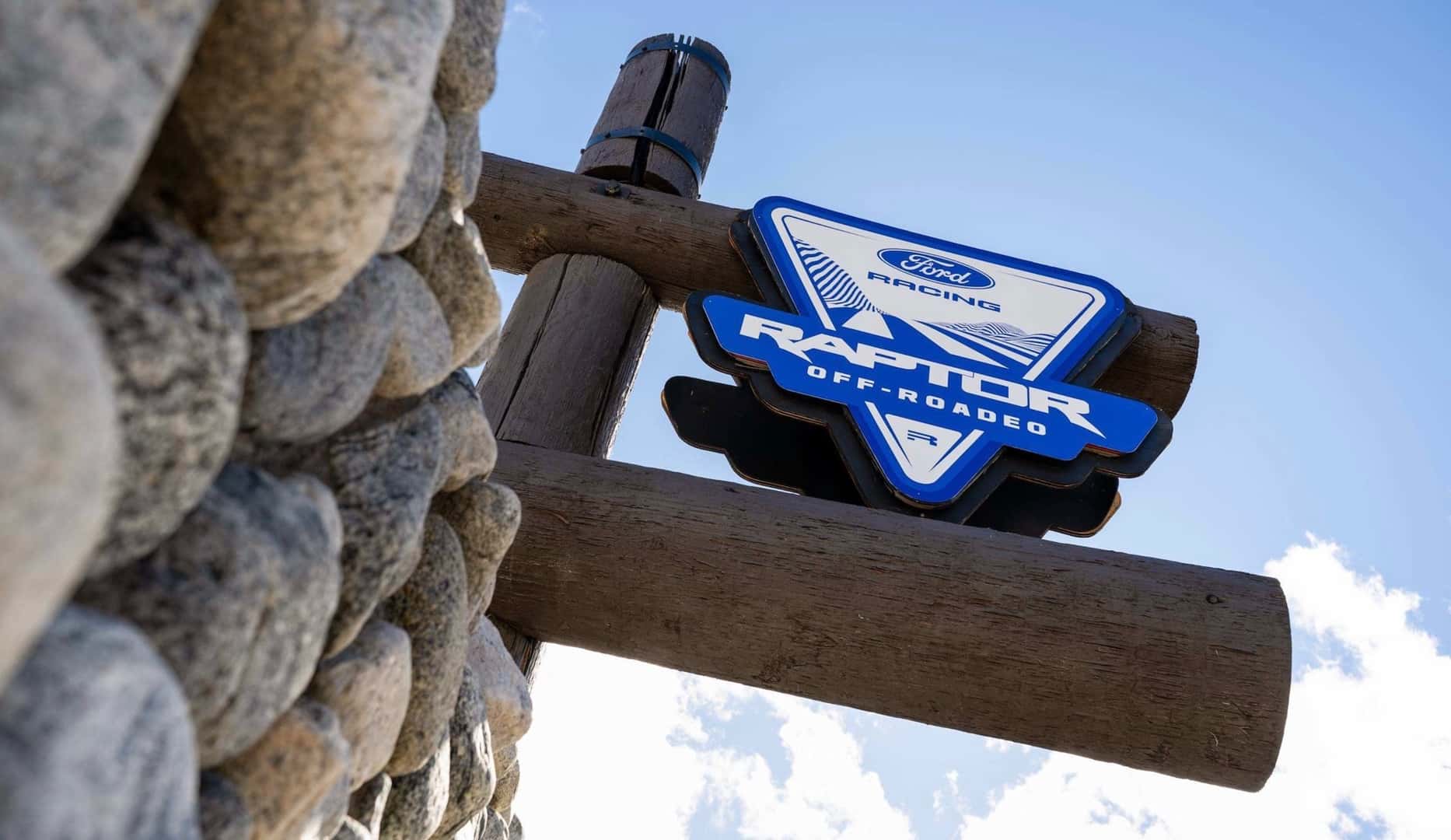Raptor Off Roadeo Sign